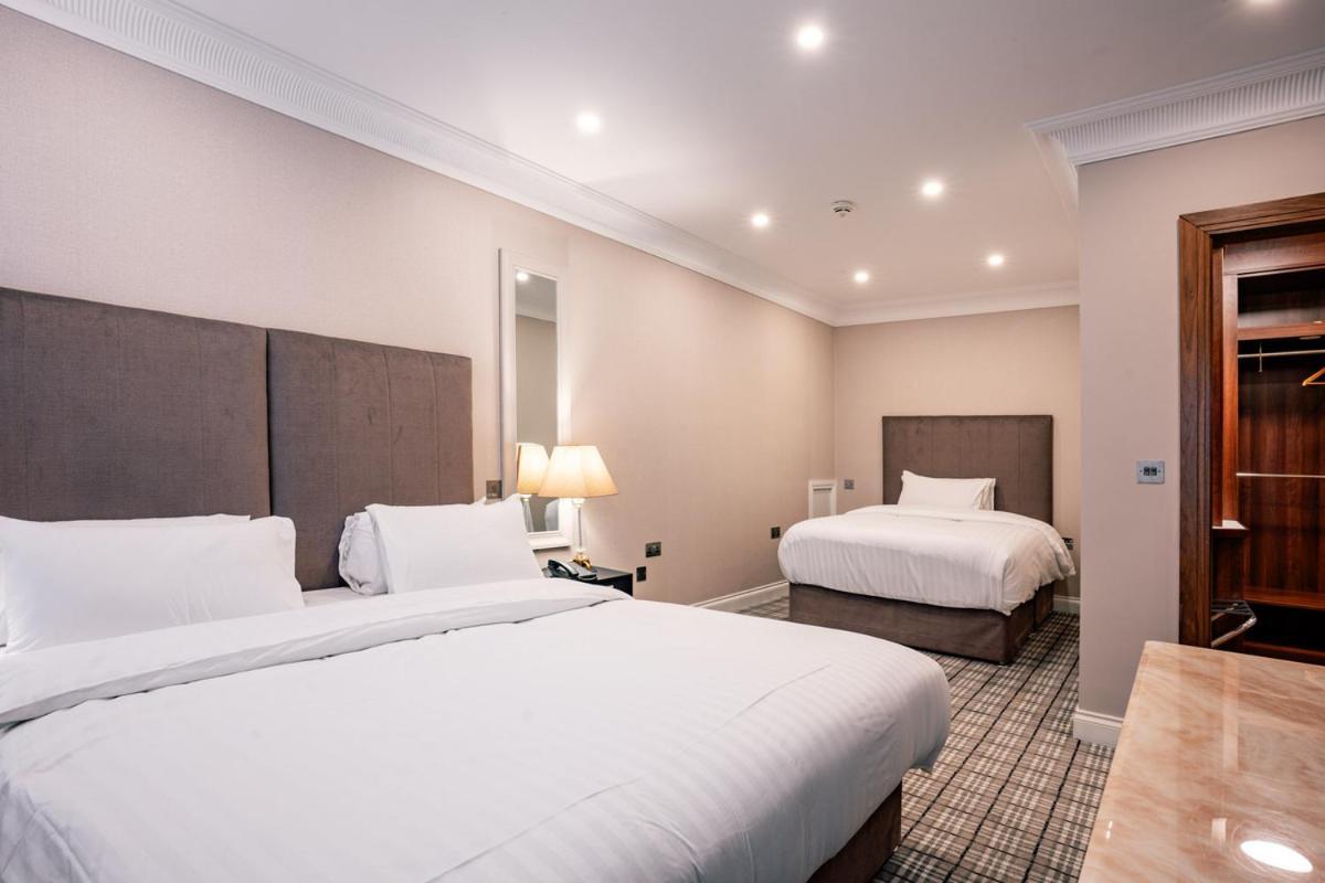 Tf Royal Hotel & Theatre Castlebar Eksteriør bilde