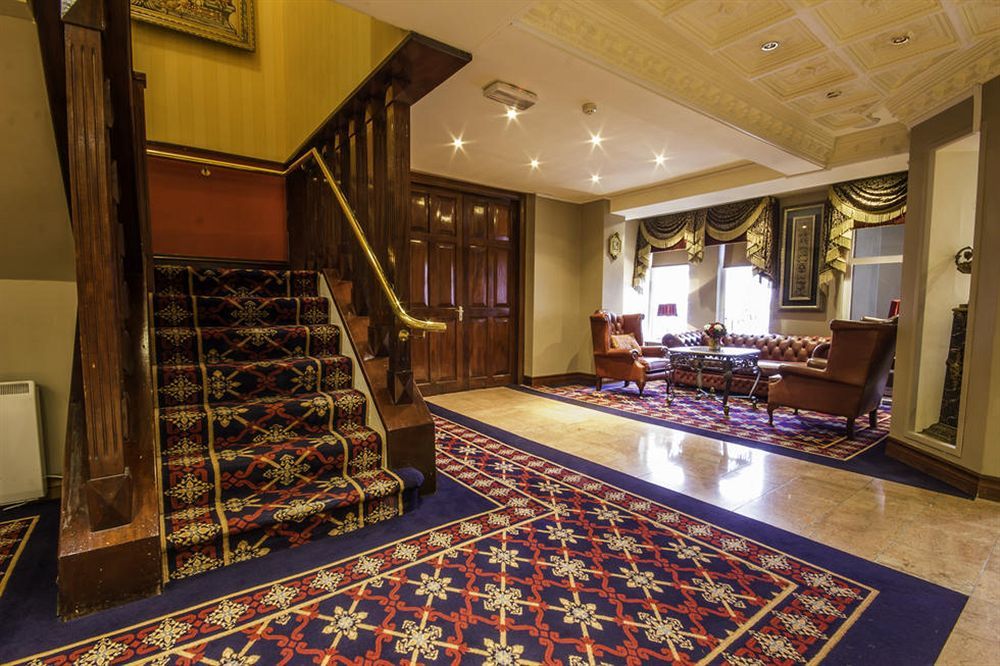Tf Royal Hotel & Theatre Castlebar Eksteriør bilde