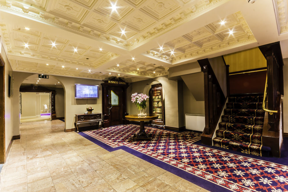 Tf Royal Hotel & Theatre Castlebar Eksteriør bilde